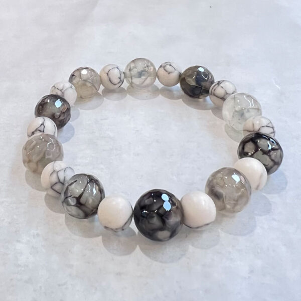 Patience and Inner Peace Gray Agate Howlite Bracelet for Safety